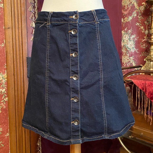 est 1946 denim skirt